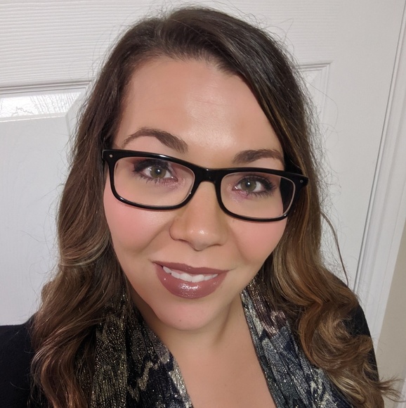 Meet your Posher, Lindsay - Picture 1 of 1